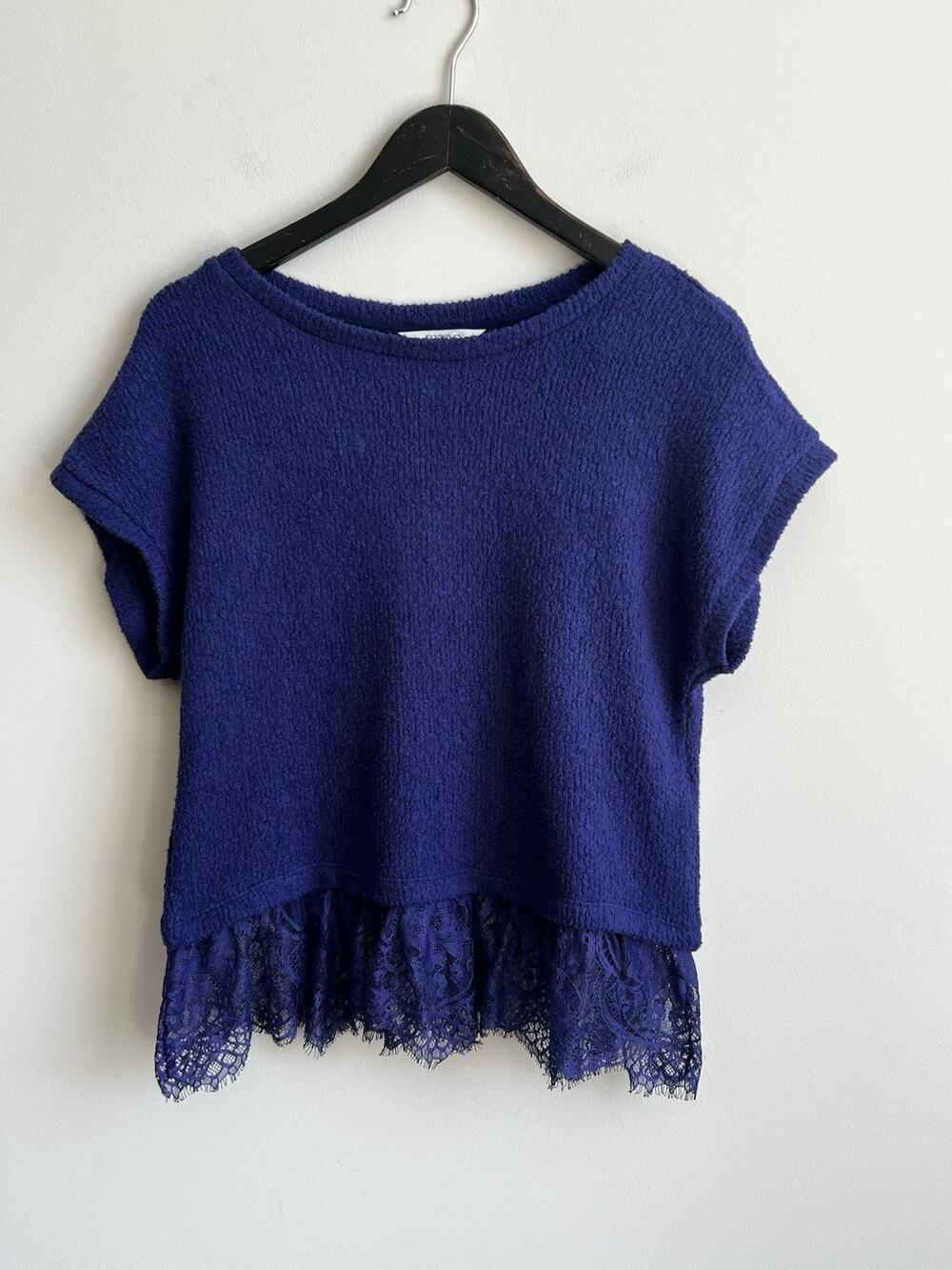 Maeve Anthropologie Women's Blue Textured Lace Trim Short Sleeve Top M